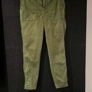 J. Crew women’s green Cargo Pants with zippers at ankles
